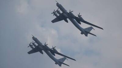 Российские военные самолеты пролетели над Атлантикой в рамках учений