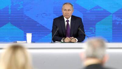Путин: попытки ряда стран политизировать спорт являются в корне неправильными