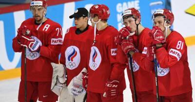 Российские хоккеисты прилетели на Олимпиаду в Пекин