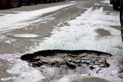 Администрацию Хабаровска обязали отремонтировать дорогу на проспекте