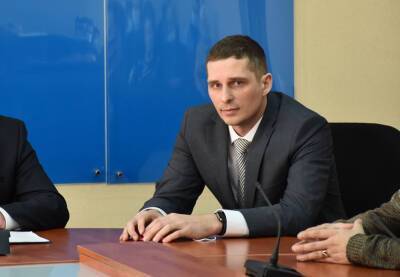 Антон Карпуков официально вступил в должность мэра Поронайска