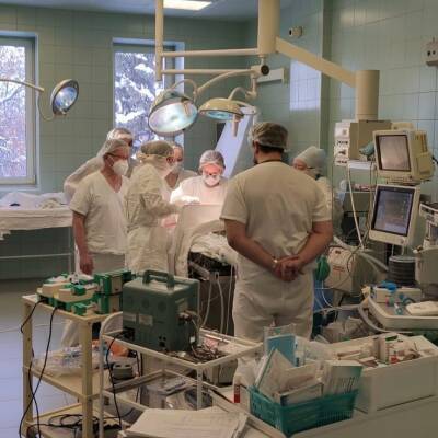 В Удмуртии врачи совместно с московскими хирургами провели успешную операцию двухмесячному ребенку с редким заболеванием