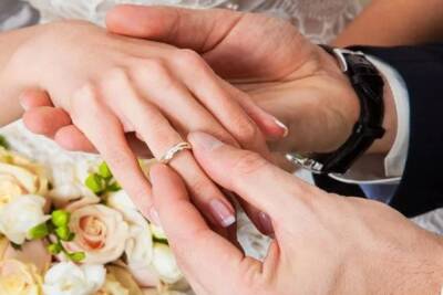 В Ярославле в «красивую дату» сыграли рекордное количество свадеб