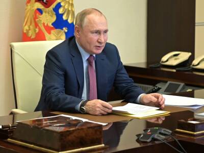 Путин заявил, что Россия играет "важную стабилизирующую роль" в международной обстановке