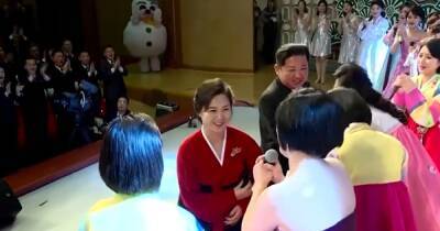 Жена Ким Чен Ына появилась на публике впервые за 5 месяцев (видео)