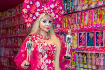 Москвичка собрала коллекцию из 11000 кукол Barbie Mattel