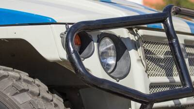 В Крыму назвавшийся полицейским устроил дебош и разбил автомобиль ППС