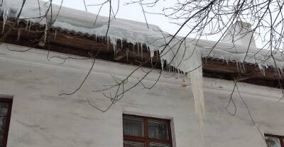 В Красногорске продолжаются проверки наледи на крышах многоквартирных домов
