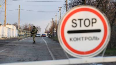 Военнообязанным украинцам откажут в выезде под надуманным предлогом