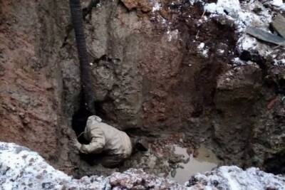 После обращения жительницы в Тверской области починили прорыв водопровода