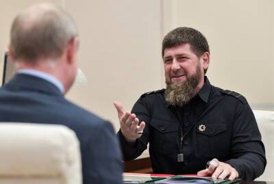Песков рассказал, о чём Путин говорил с Кадыровым в Кремле