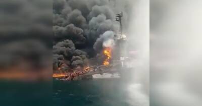 В Нигерии взорвалось нефтедобывающее судно (видео)