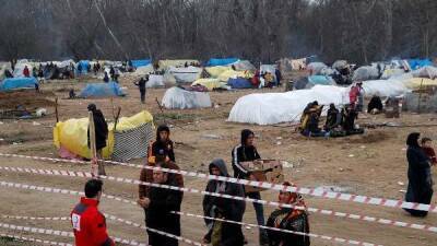 Турция вновь обвинила Грецию в «жестокости»: на границе обнаружено 12 тел мигрантов