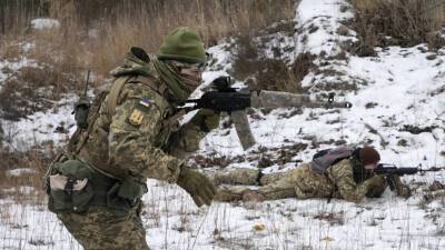 В ДНР не исключили сосредоточения 150 тысяч военных ВСУ у линии соприкосновения в Донбассе