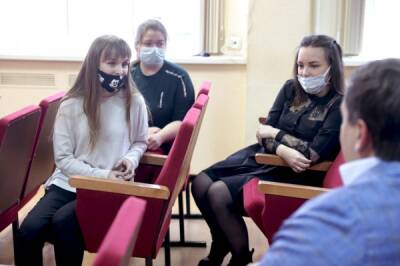 Пермских студентов-медиков обязали начать работать в больницах