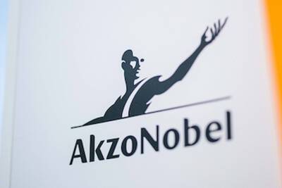 В McLaren продлили контракт с AkzoNobel