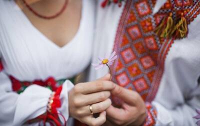 В Минюсте уточнили, сколько пар поженились 02.02.2022