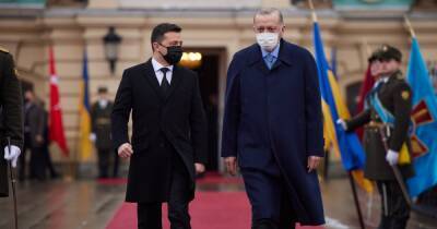 "Слава Украине!": Эрдоган снова поприветствовал караул на украинском языке (ВИДЕО)