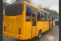 Под Киевом пассажирский автобус влетел в длиномер: есть пострадавшие