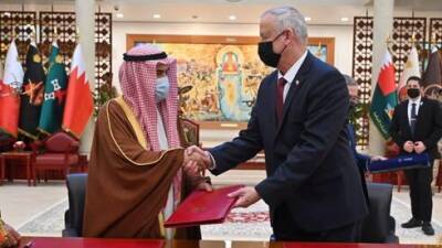 Беня Ганц - Бени Ганц подписал договор об оборонном сотрудничестве с Бахрейном - vesty.co.il - Израиль - Бахрейн - Манама