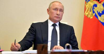 Путин: нелогично возбуждать дела после погашения налоговых долгов