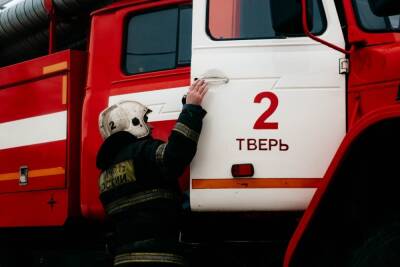 Следователи разбираются в причина пожара в Тверской области, где погибли двое