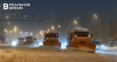 В ночной уборке улиц Казани задействуют 392 единицы спецтехники