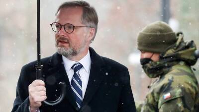 Президент Чехии призвал относиться сдержанно к ситуации вокруг Украины