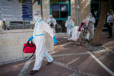 Минздрав Израиля: число инфицированных коронавирусом перевалило через 3 млн