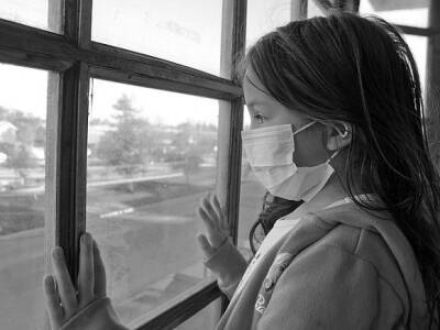 Эпидемиолог Роспотребнадзора: Дети заражаются коронавирусом в кругу семьи от взрослых