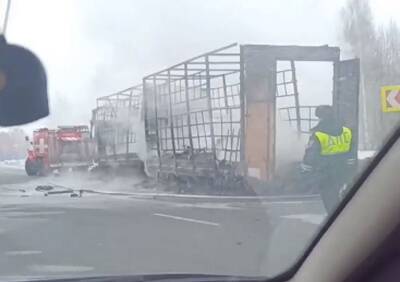 Опубликовано видео с грузовиком, сгоревшим на трассе М5 в Рязанской области