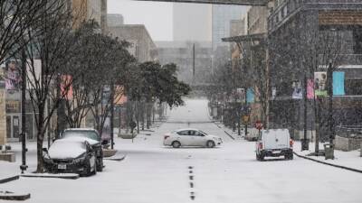 Зимний шторм в США отразился на 110 миллионах человек