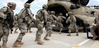 Дипломат: Переброской войск США серьезно ухудшают международную...