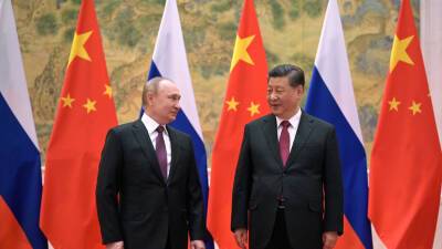 Си Цзиньпин заявил, что Китай и Россия служат опорой для сплочения мира в решении кризисов