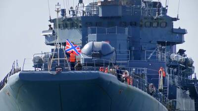 В Сирию прибыл отряд из шести военных российских кораблей