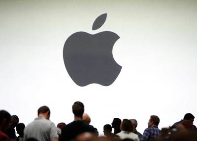 Американскую корпорацию «приземлили»: Apple зарегистрировалась в России