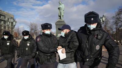 Сумма взысканий по искам МВД к участникам уличных протестов превысила в 2021 году 13 млн рублей