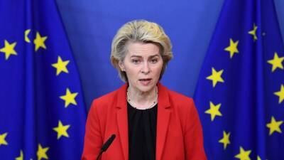 Фон дер Ляйен: ЕС подготовил «солидный» пакет санкций на случай вторжения России в Украину