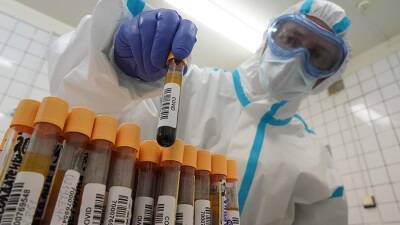 Биолог допустила случаи непрерывного инфицирования коронавирусом