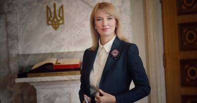 Елена Шуляк: Нужно вводить императивный мандат для народных депутатов