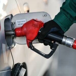 Министерство экономики обнародовало новые расчеты средней стоимости бензина