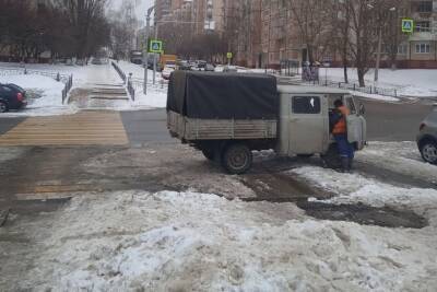 В Белгороде по улице 60 лет Октября прорвало трубу с холодной водой