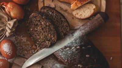 Пензенец резал хлеб и вонзил нож в живот сожительнице