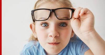 Качество зрения: как сохранить здоровье глаз ребенка с началом учебы
