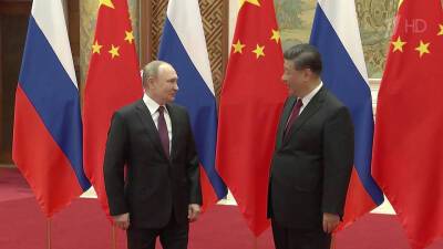 До церемонии открытия Олимпийских игр Владимир Путин провел переговоры с председателем КНР Си Цзиньпином