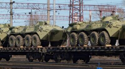 Россия скрыто завезла на Донбасс танки, бронемашины и беспилотники – разведка
