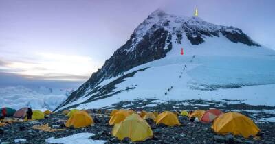 Самый высокий ледник на Эвересте тает катастрофическими темпами — исследование (фото)