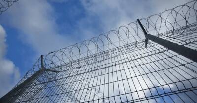 Уже в трех тюрьмах Латвии объявлен карантин из-за Covid-19