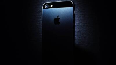 Bloomberg: Apple может показать новый iPhone SE уже в марте