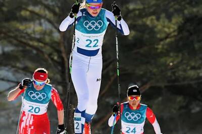 ОИ-2022. Несколько лыжниц упали в ходе женского скиатлона на Олимпиаде